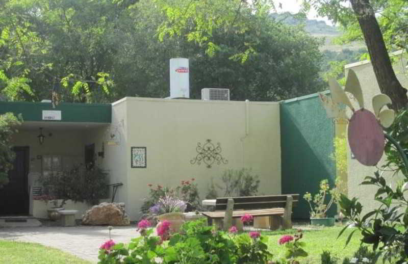 Kibbutz Country Lodging Amaid Hotel Ammiad Bagian luar foto